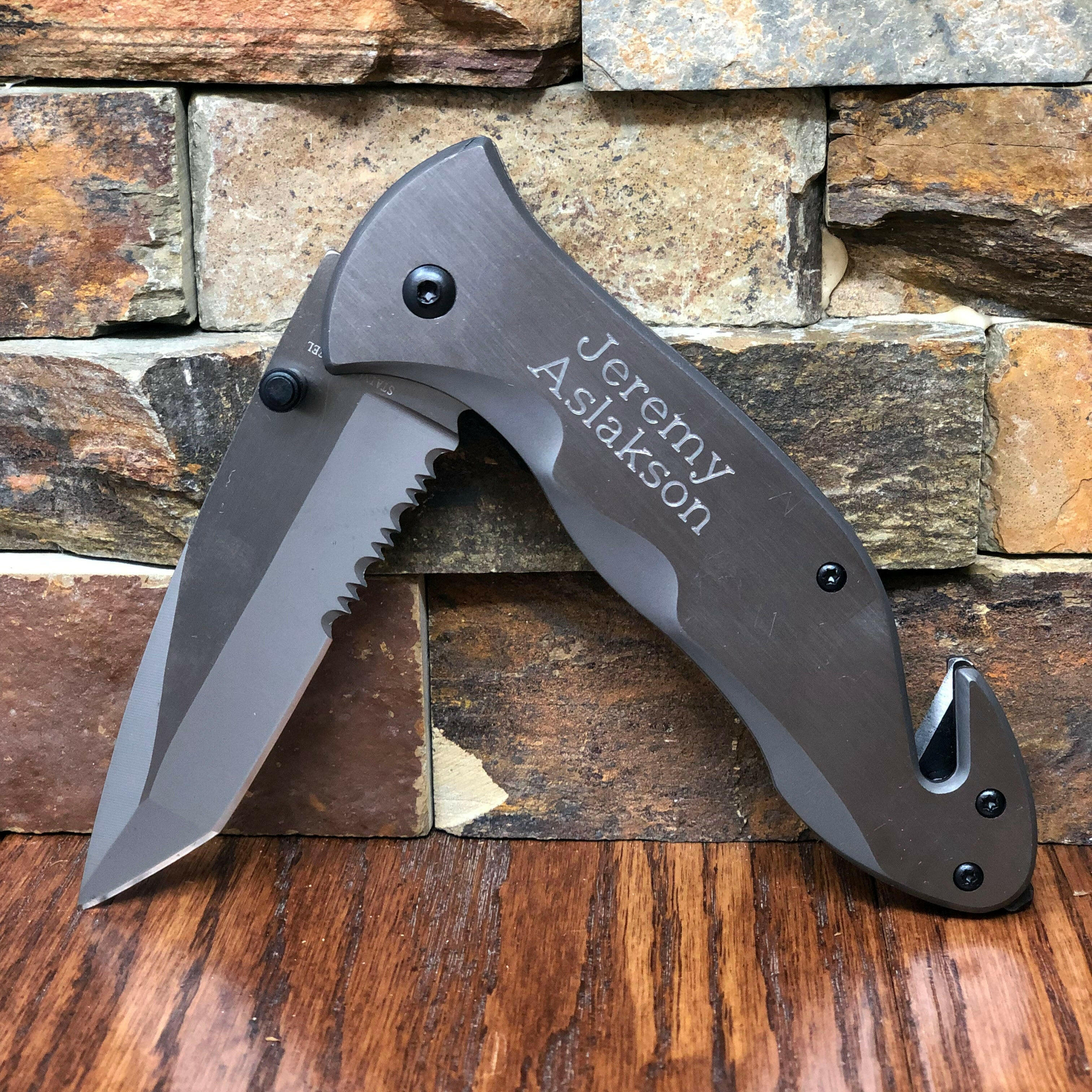 Customized Metal Tactical Pocket Knife.