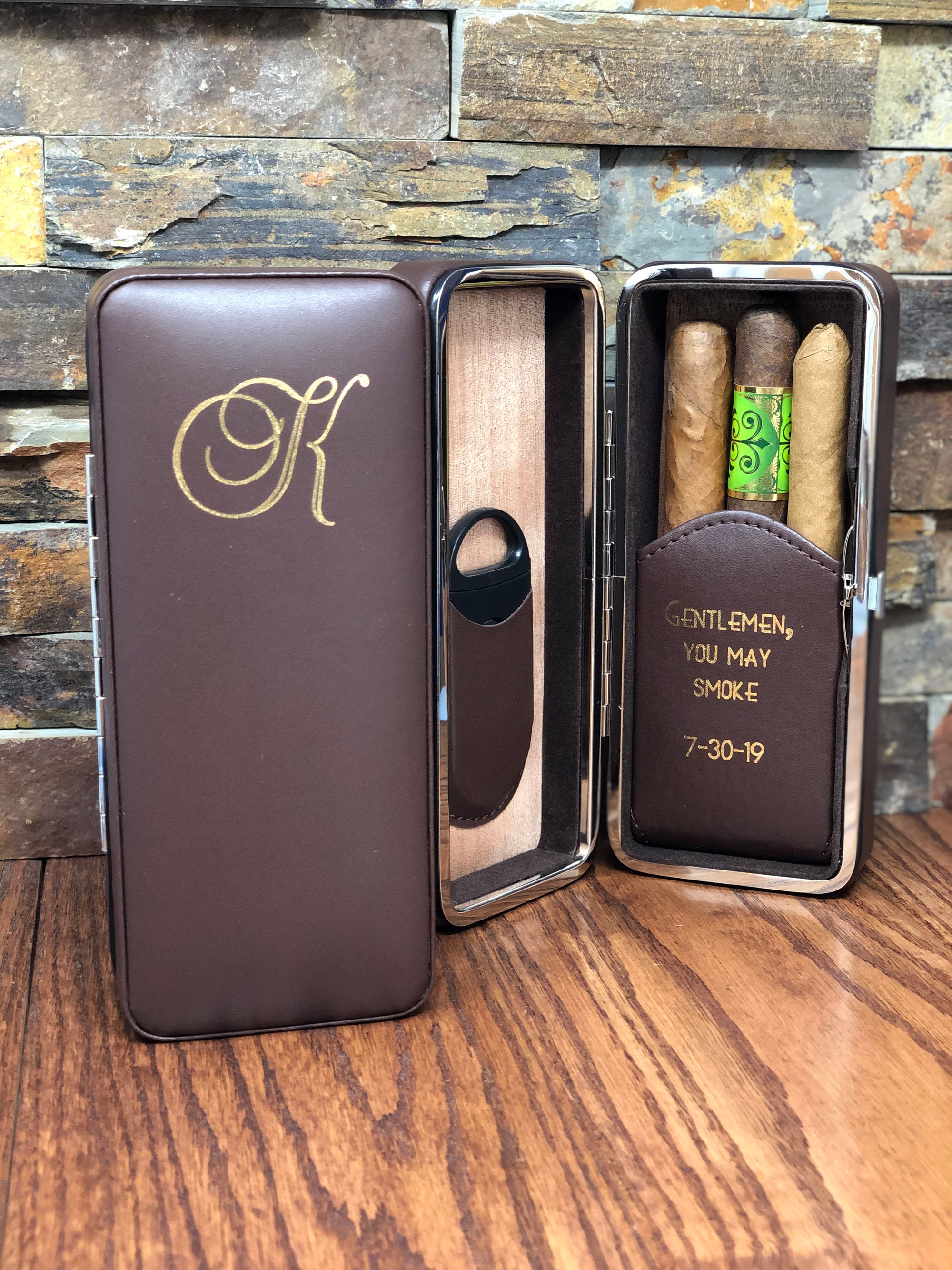 Folding Personalized Cigar Case