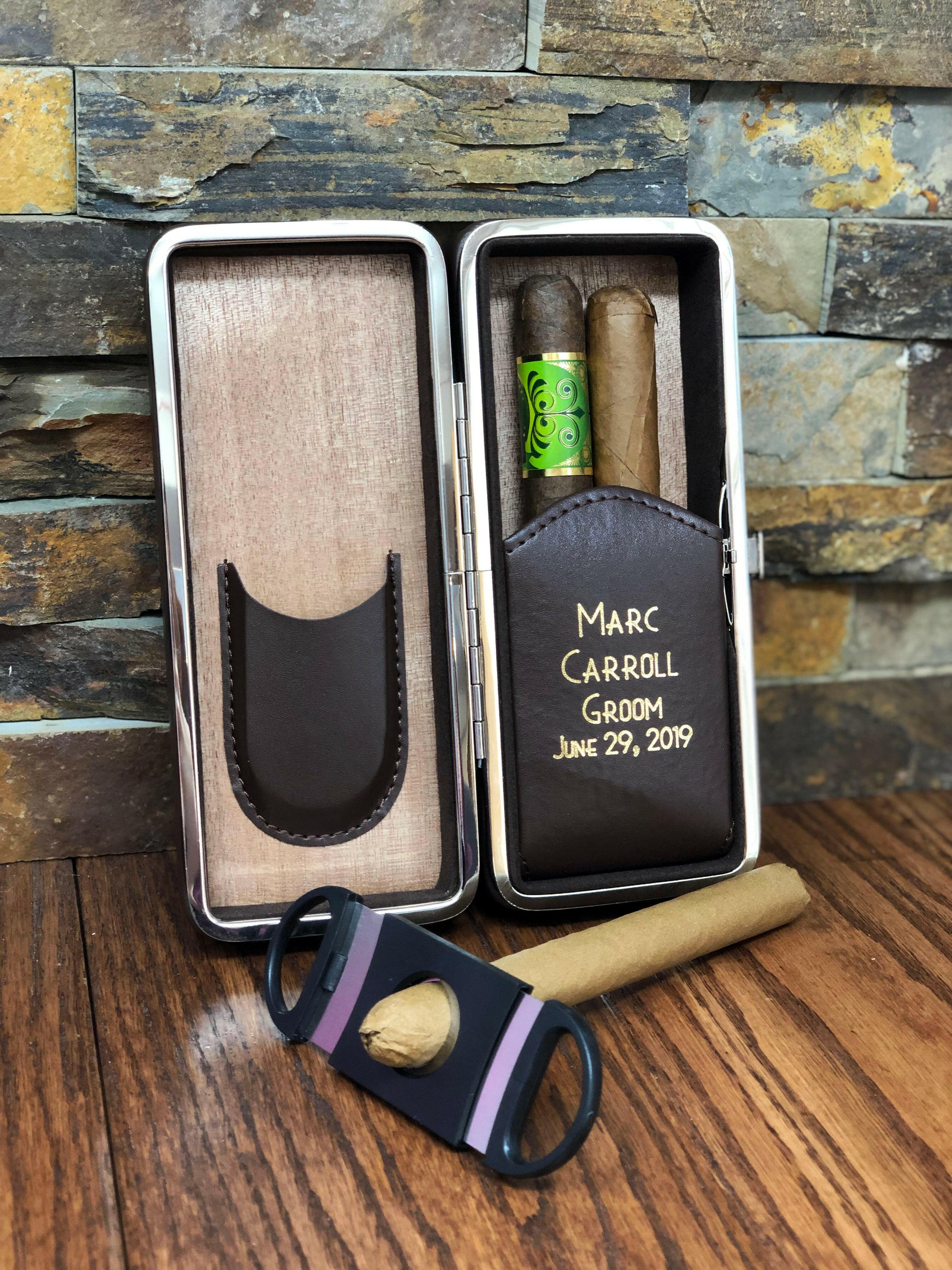 Folding Personalized Cigar Case.