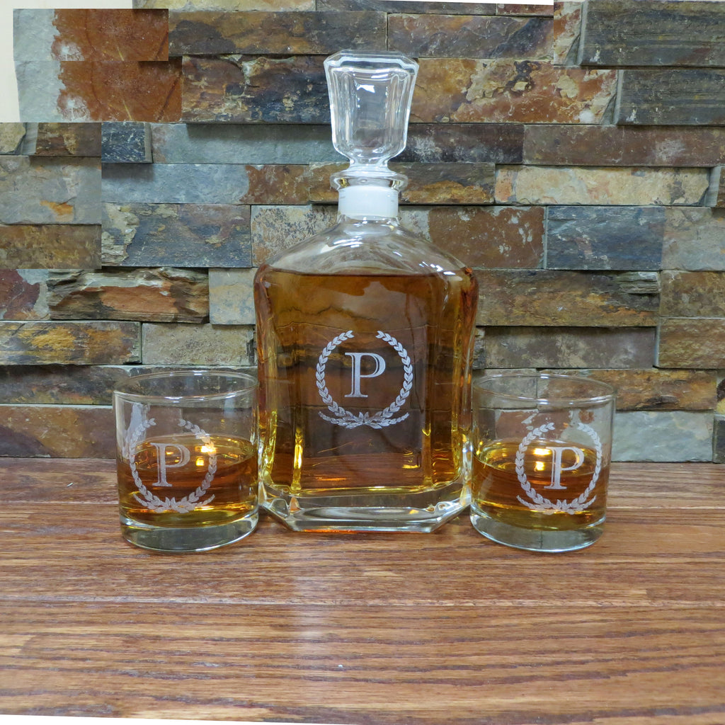 Personalized Whiskey Decanter with Whiskey Glasses