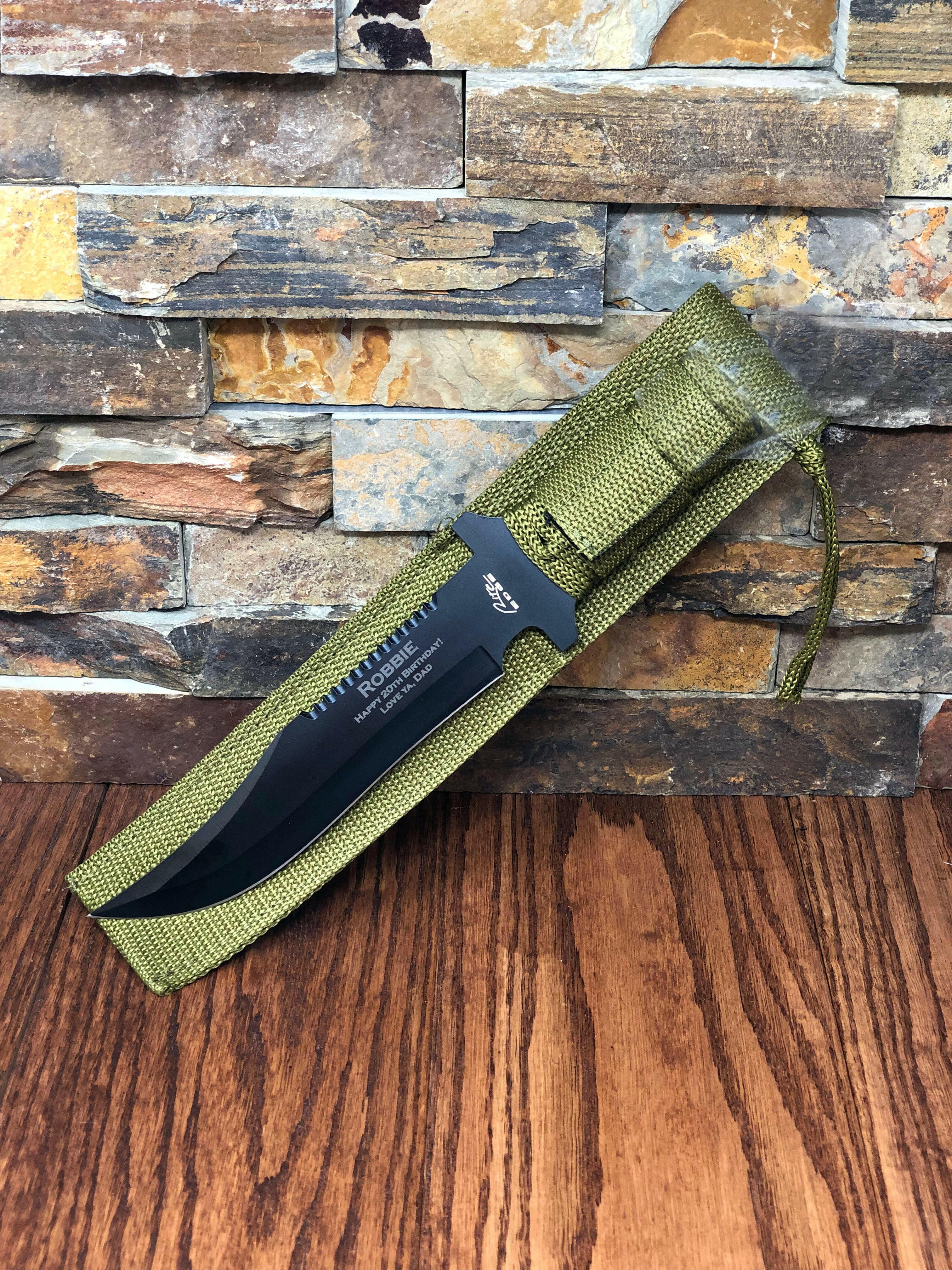 Personalized Hunter Knife w/ Green Para-cord.