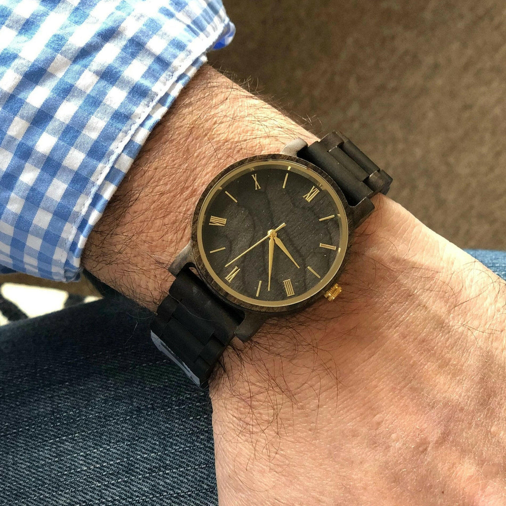 Personalized Elegant Mens Wooden Wrist Watch.