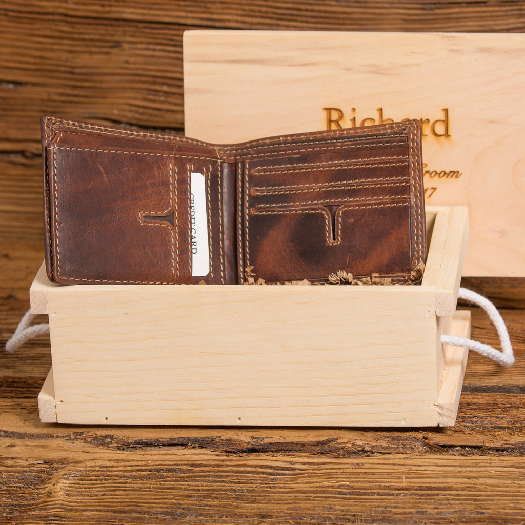 Stunning Bi-Fold Personalized Leather Wallet