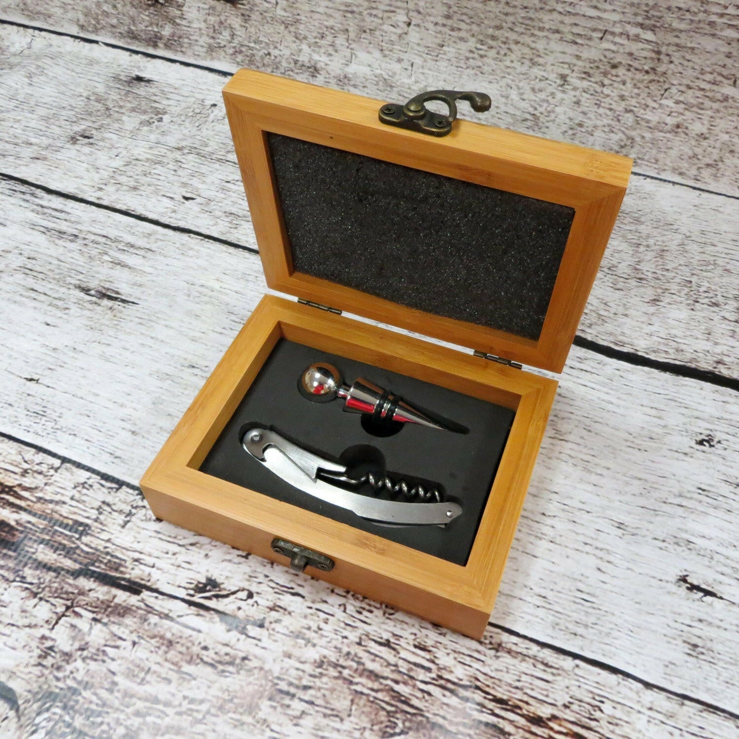 Personalized Wine Kit.