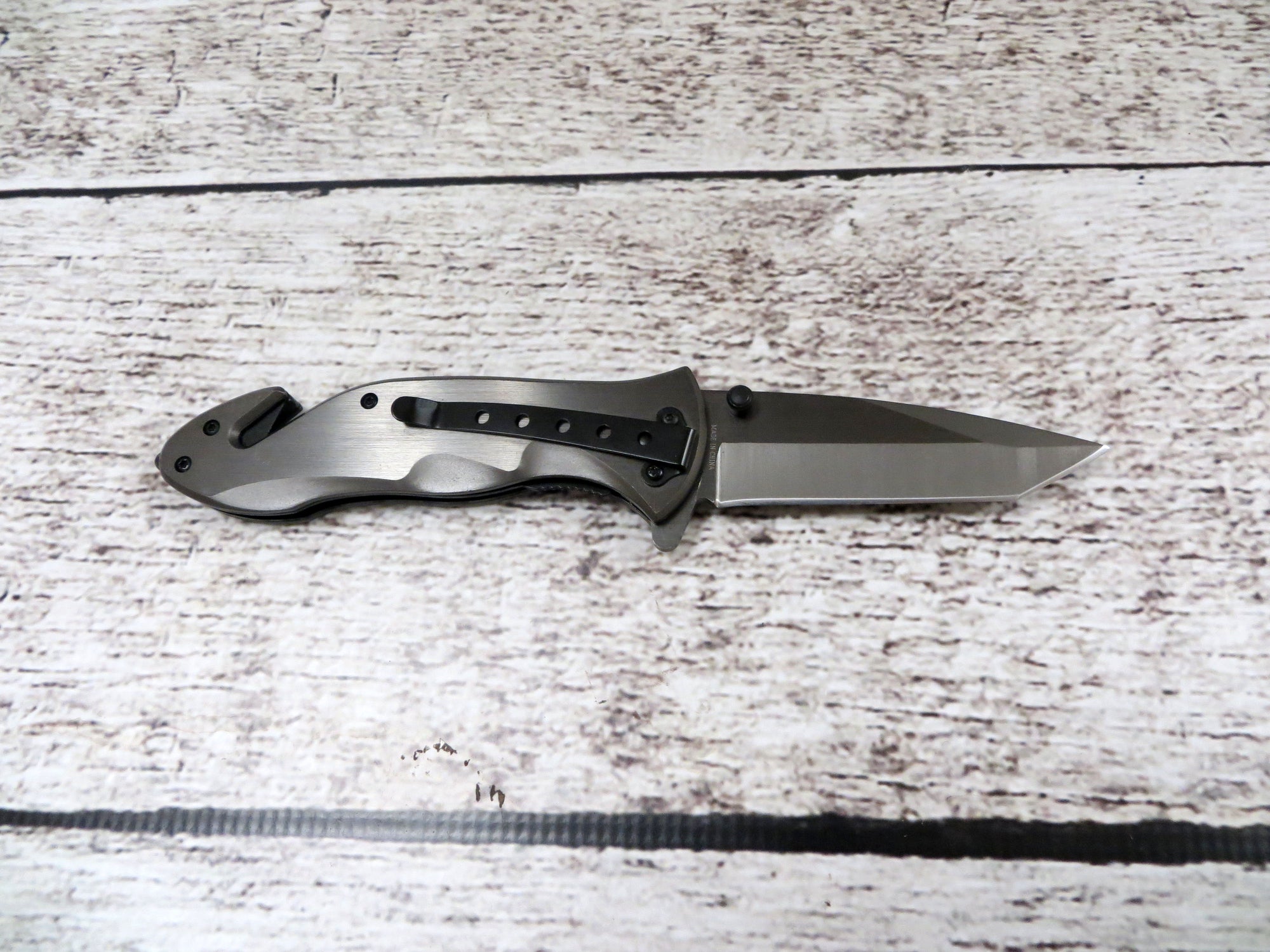 Customized Metal Tactical Pocket Knife.