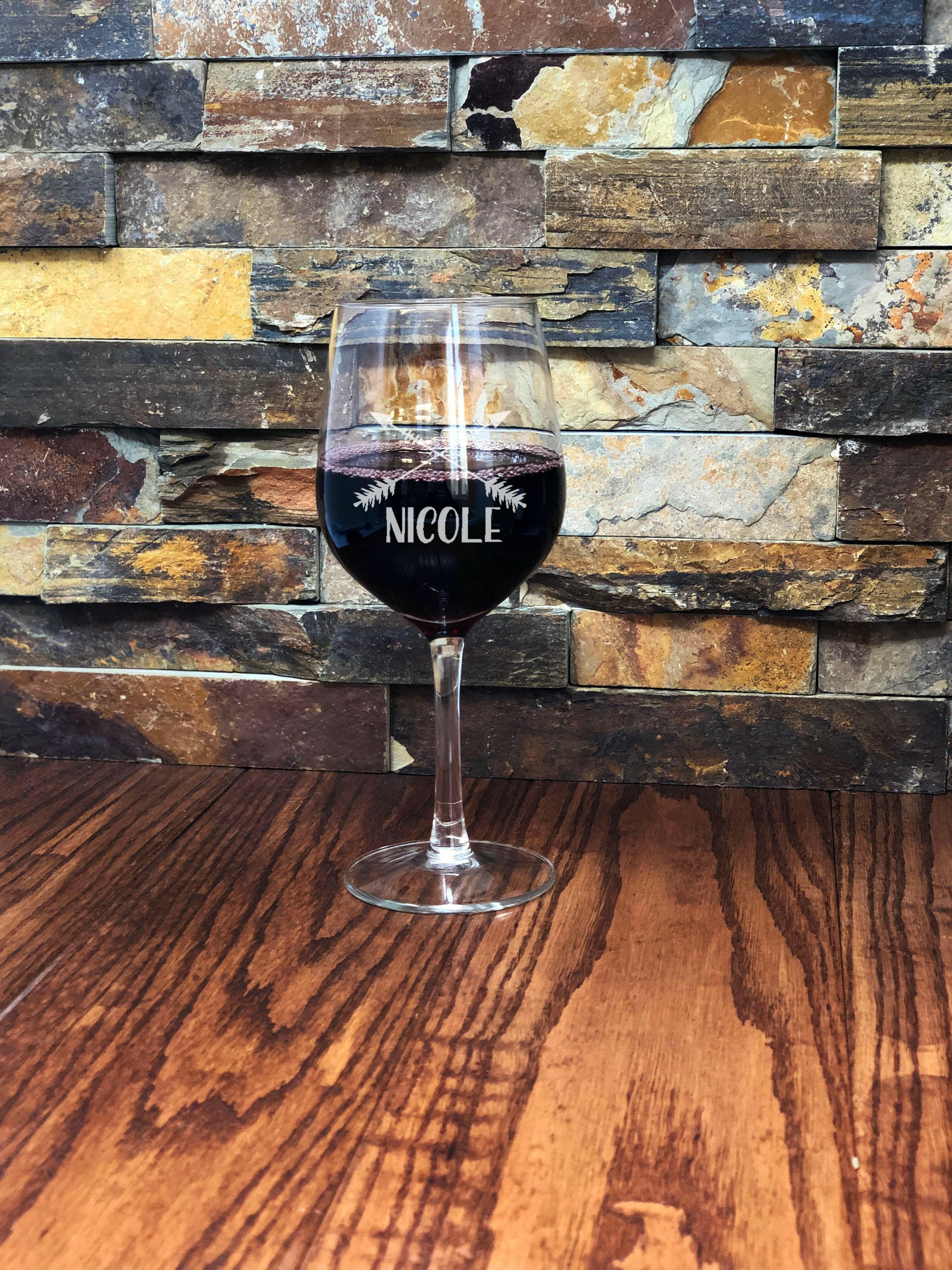 Set of 2 Monogrammed Personalized Wine Glasses.